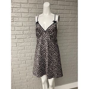 Love To Lounge Women Animal Print Nightgown / Lingerie Sleepwear Dress Size 8